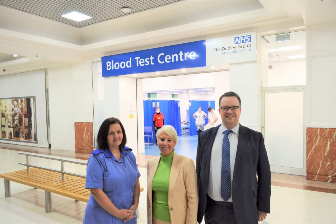 Mike Wood MP visiting the new NHS Blood Test Centre at Merry Hill